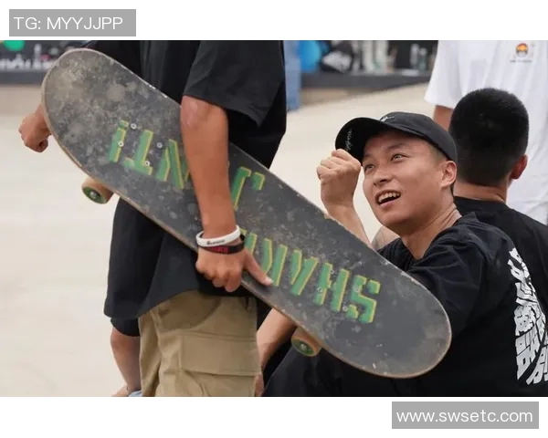 滑板精英赛精彩点评成都街舞队状态表现引人瞩目